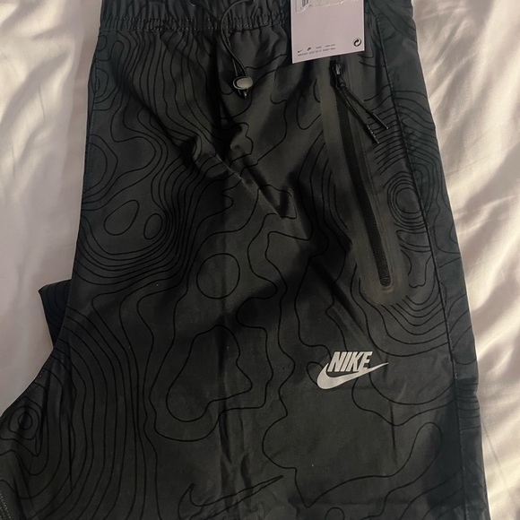 Nike Black Joggers with Reflective Detail - Picture 3 of 3